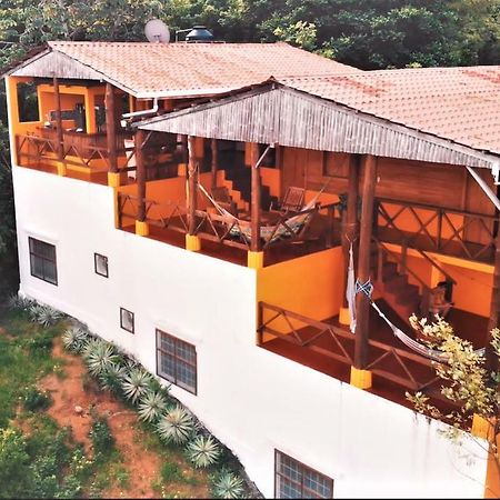 Отель Buena Onda Backpackers Сан-Хуан-дель-Сур Экстерьер фото