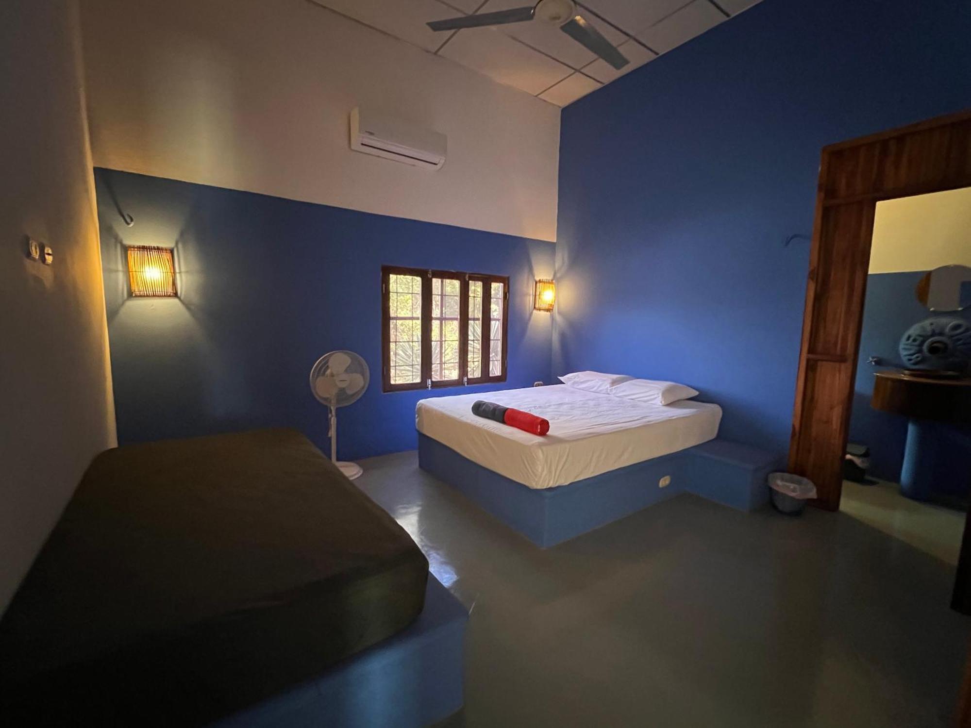 Отель Buena Onda Backpackers Сан-Хуан-дель-Сур Экстерьер фото